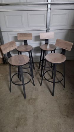 Set of 4 Bar Stools with Backs