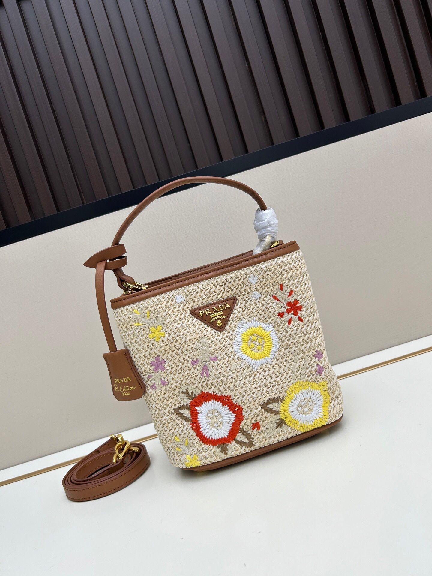 Women Embroidered Straw Bag