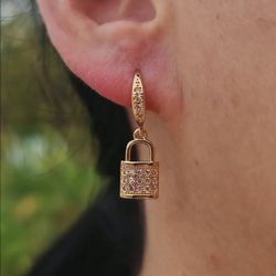 Brand New Elegant  Cubic Zirconia Padlock Pendant Earrings