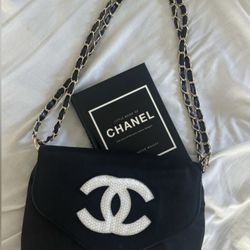 Chanel Novelty Make Up Bag