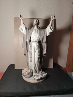 RARE 1992 Jesus Christ Loaves & Fishes - Porcelain Lladro Figurine Model 5896
