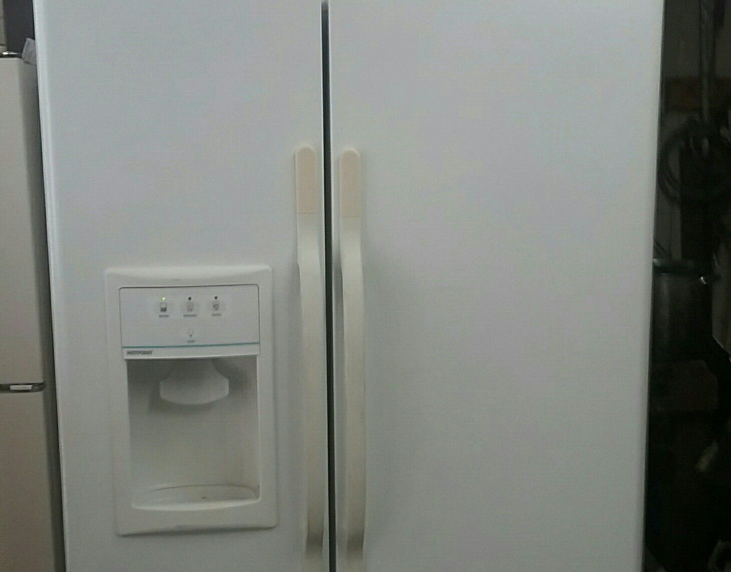 Hotpoint White Side by Side Refrigerator