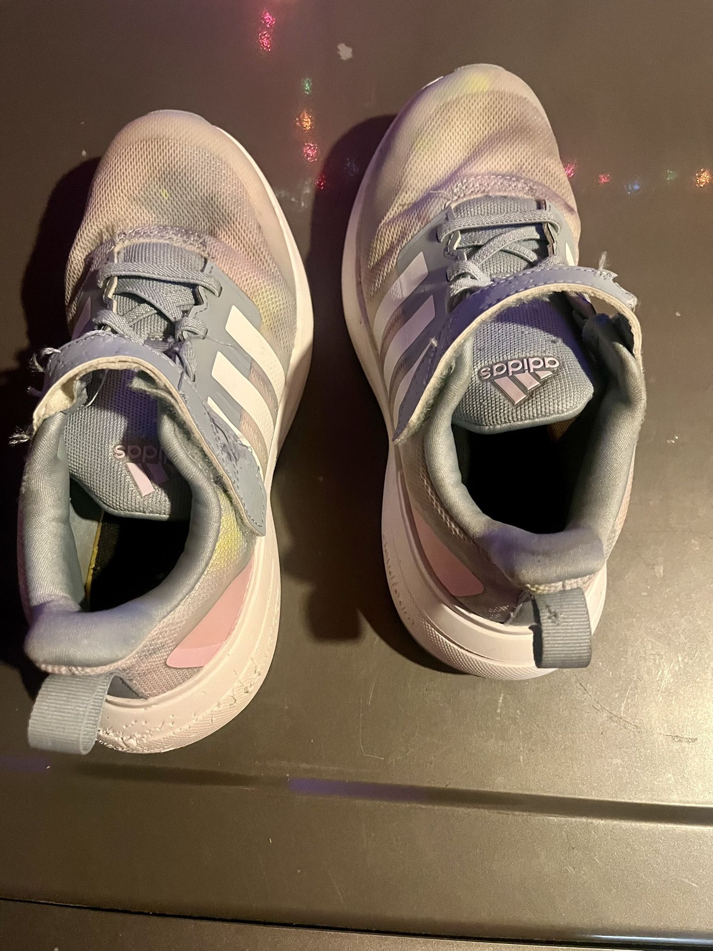 Girls Adidas Sneakers 