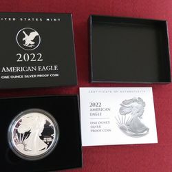 COLLECTIBLES. TYPE 2 -- 2022 W  American Eagle One Ounce Silver Proof box / coa 
