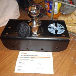 Curt Gooseneck Hitch (NEW)