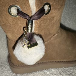 UGG BOOTS, IRINA TESSIE POM POM, SIZE 8 WOMEN, GIFT, SHOES