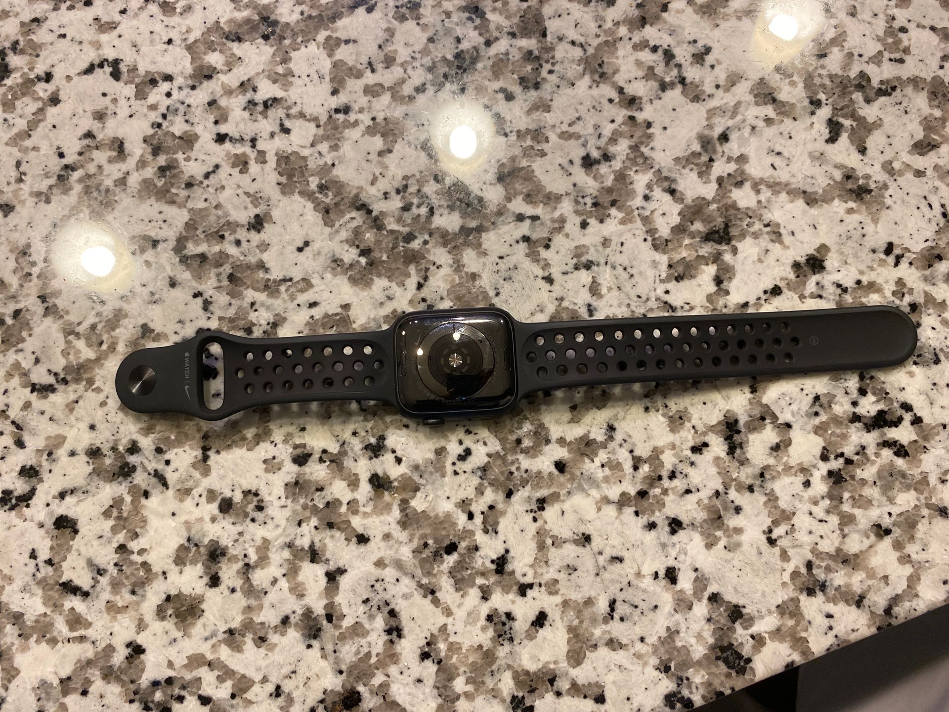 Nike Apple Watch Series 5