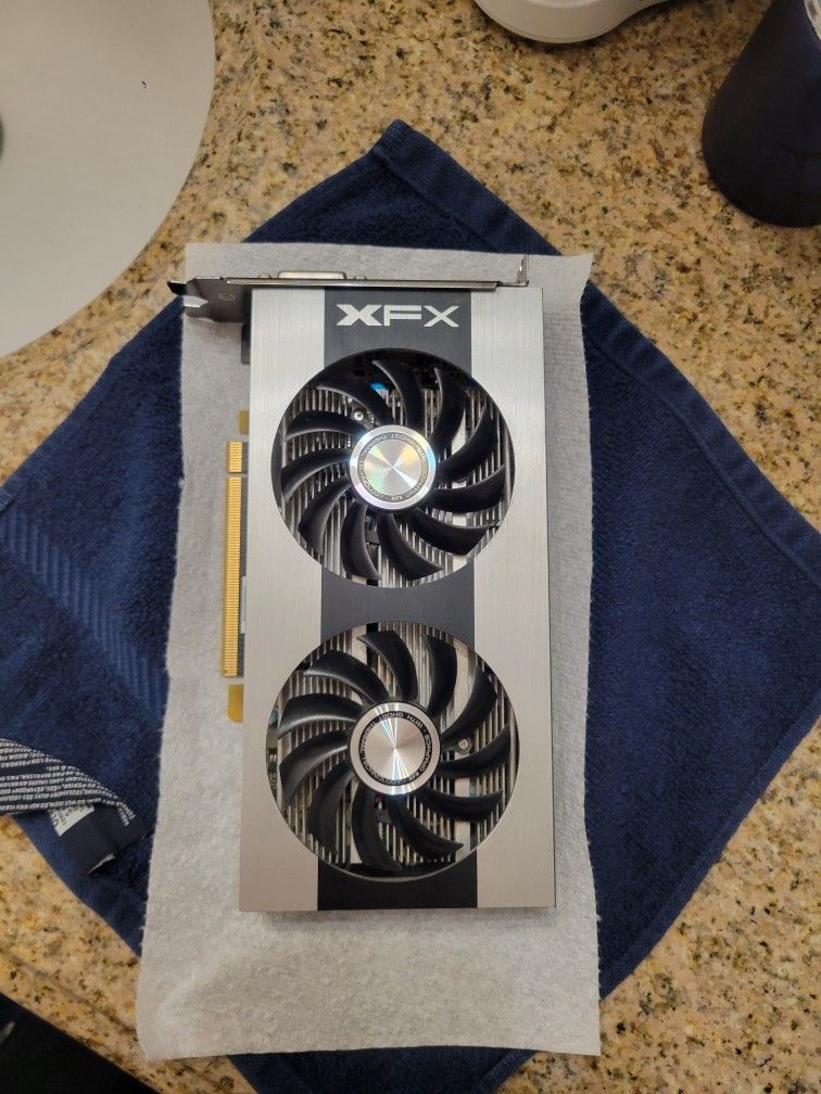 Xfx R7260x Ghost Thermal Technology Graphics Card