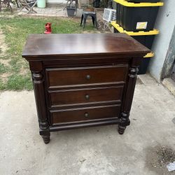 Wood Dresser