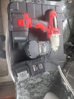 Matco 1 2 Inch Battery operated Impact Gun. for Sale in Woodbury