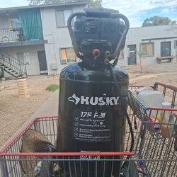 Air Compressor husky  Runs Perfectly  
