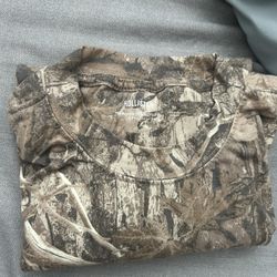 Hollister camo shirt 