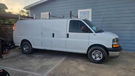 2018 Chevrolet Express Cargo Van