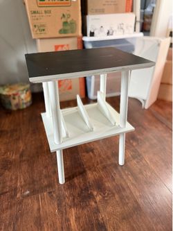 AdultPop Record Stand with Chalkboard Top