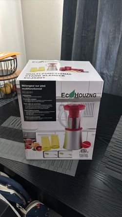 Eco housing stand blender