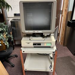 Microfiche Reader 