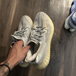 Yeezy 350 cream white