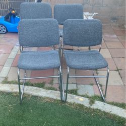Chairs/sillas