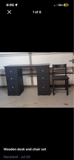 Black Wood Desk and Chair Set