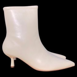 Women’s Faux Leather Cream Eggshell White Heeled Boots, 8.5