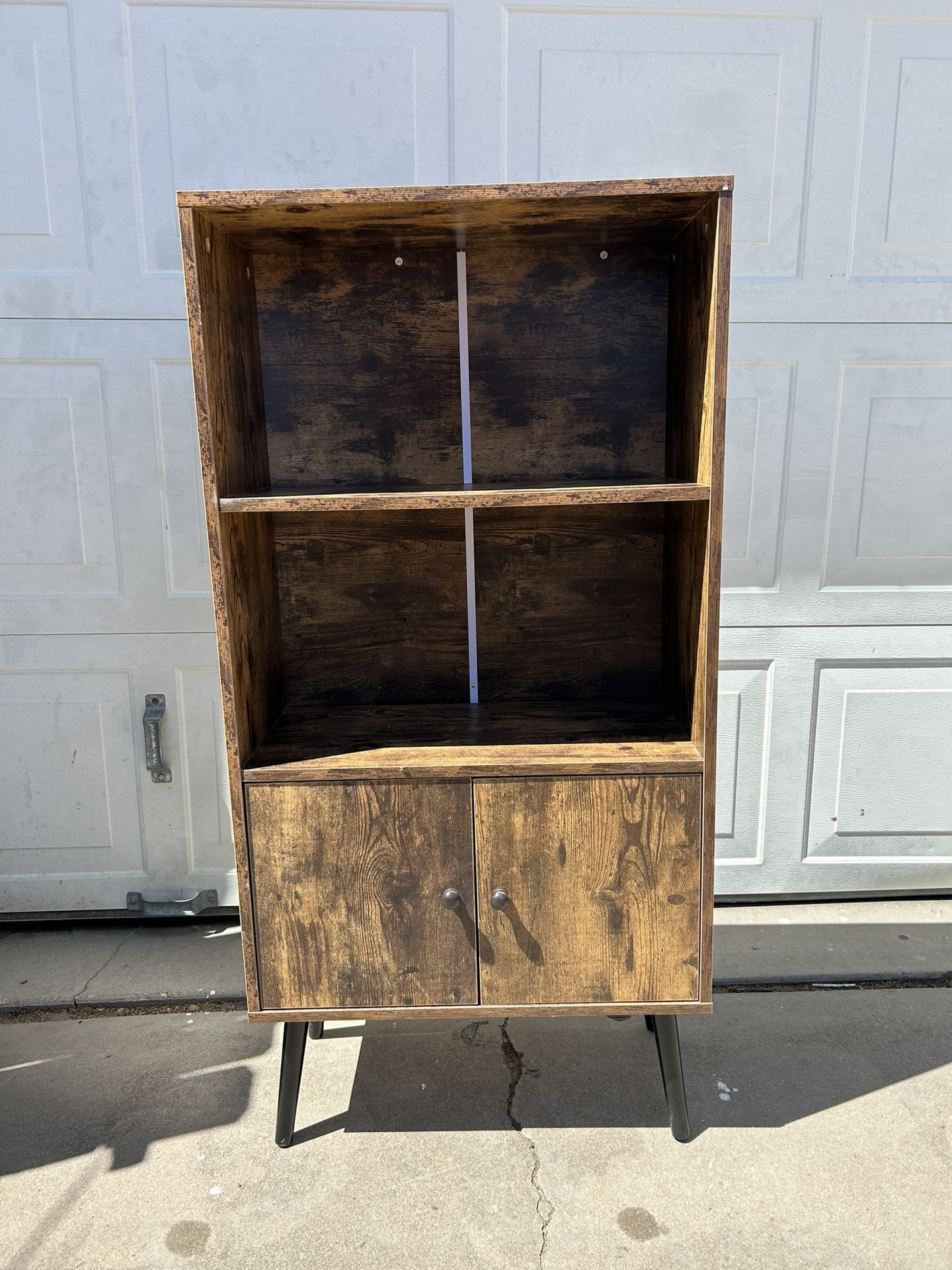 Retro bookcase bookshelf
