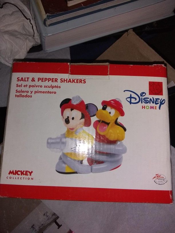 Disney Shakers