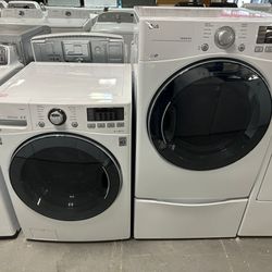 LG REFURBISHED LIKE NEW STACKABLE WASHER DRYER SET WITH WARRANTY
