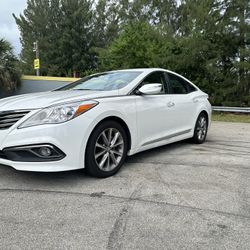 Hyundai Azera Loaded! Low Monthly Payment! Need A Car? Need A Break? Contact Me ASAP! Yes I will Work With You 