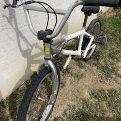 TwoHipBikes Small BMX Bike