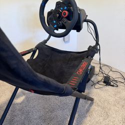 Logitech G29 Steering Wheel and Pedals Playseat Challenge Sim Racing Cockpit