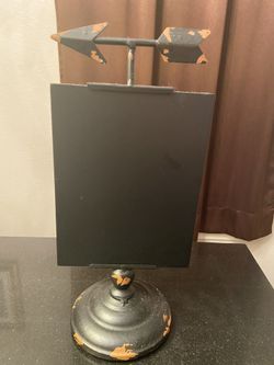 METAL CHALKBOARD ON STAND WITH ARROW ON TOP