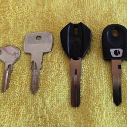 Kawasaki Honda Ducati KTM Suzuki Triumph Yamaha Vespa Aprilia MV Agusta Bimota Key 