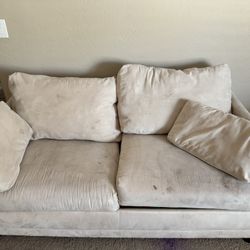 Couch/Sofa