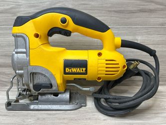 DEWALT DW331 6.5 Amp Corded Variable Speed Jig Saw (PO1025650)