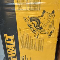 DEWALT 12 in. Double Bevel Sliding Compound Miter Saw with XPS technology