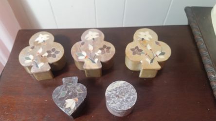 5 alabaster trinket boxes