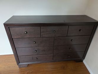 Dresser