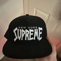 Supreme Hat 