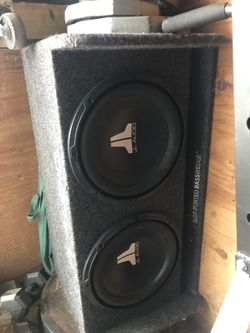 2 12’s Come With Amp