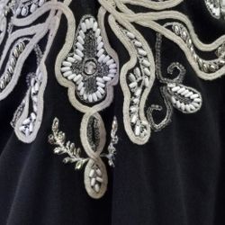 In Exallant Like New Condition Alfani Embroidered Blouse Size M Elegant And Stylish $20 Check Out All Pictures Pick Up At Country Club And Grant 