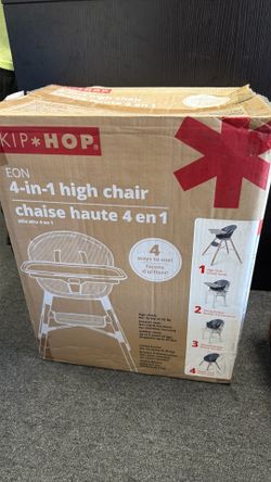 SKIP*HOP EON 4-in-1 High Chair