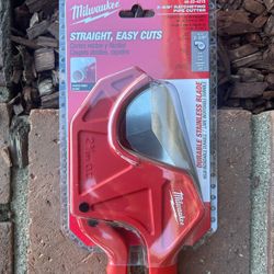 Milwaukee 2-3/8 Ratcheting Pipe Cutter