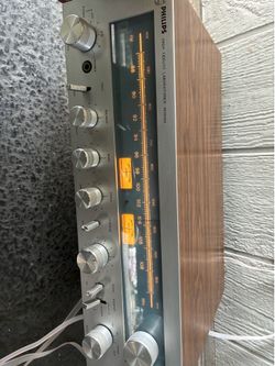 Vintage receiver Philips 785 made in the US