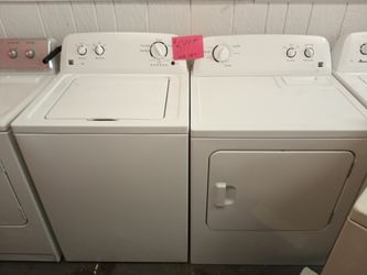 Kenmore Washer and Dryer set white super size excellent . Warranty . Delivery available . 2203 Fowler st. Ft. Myers 33901