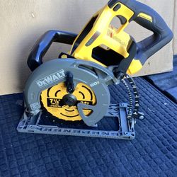 DEWALT 60V MAX LITHIUM-CORDLESS BRUSHLESS 7-1/4-IN WORM DRIVE STYLE CIRCULAR SAW ( TOOL ONLY )