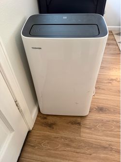 TOSHIBA AC UNIT