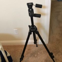 Monfrotto Professional Tripod