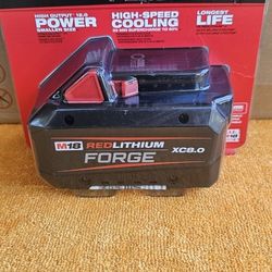 MILWAUKEE M18V REDLITHIUM FORGE XC8.0 BRAND NEW 