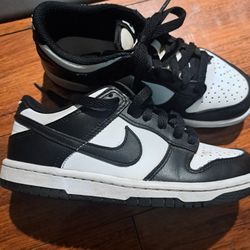 Shoes Nike Size 3.5y 