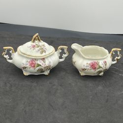 VTG Trimont Ware Handpainted Rose Patterned Porcelain Creamer & Sugar Bowl Set   This beautiful set is perfect for adding a touch of vintage charm to 